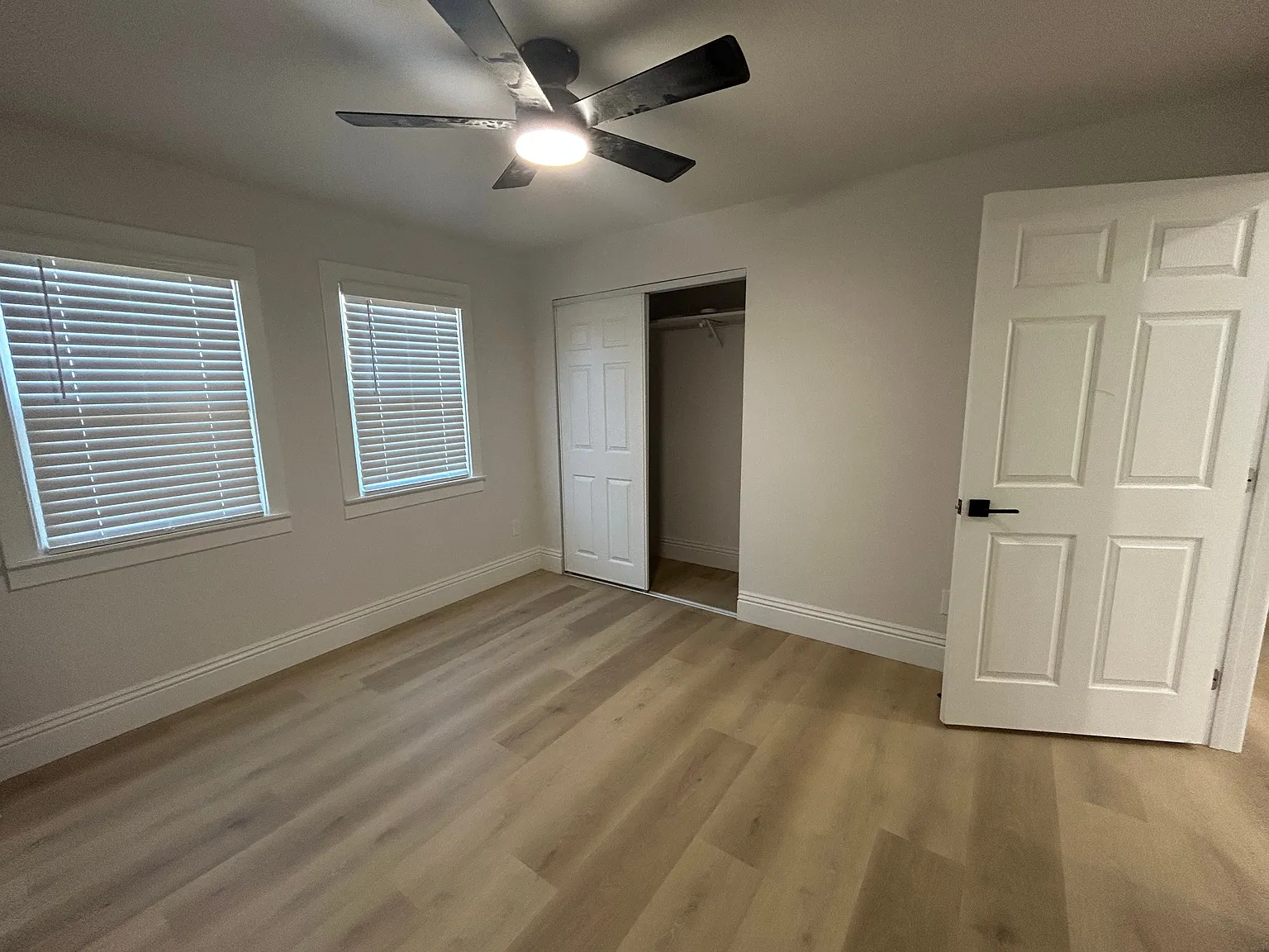 2 bed, 1.0 bath, 800 sqft, $2,100 — Photo 4