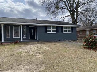 82 Oliver Dr, Warner Robins, GA 31088