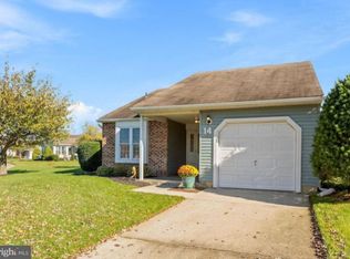 14 E Cortland Ct, Mount Laurel, NJ 08054