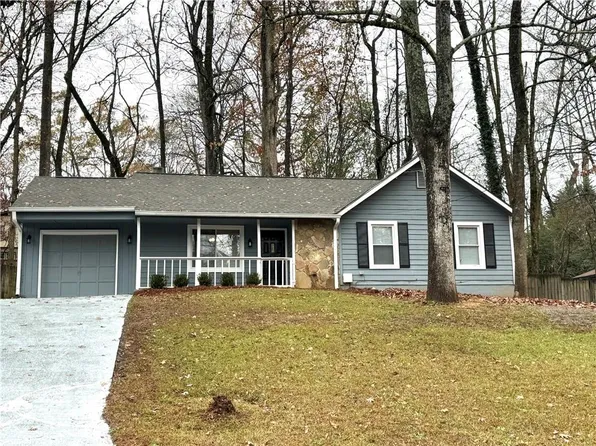 4746 Greenway Rd, Norcross, GA 30071