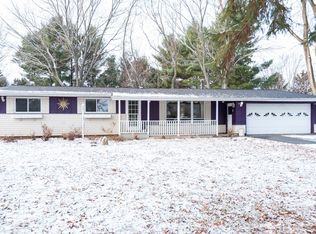 W250N7437 Hillside Rd, Lisbon, WI 53089