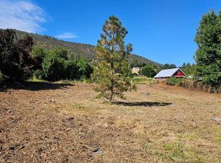 1720 Talent Ave, Talent, OR 97540