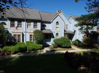 9 Mourning Dove Ct, Hackettstown, NJ 07840