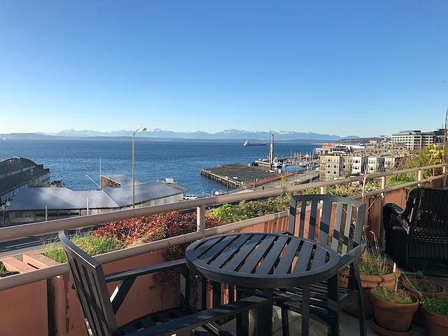 BBQ Deck, 2 other balcony's of kitchen and primary