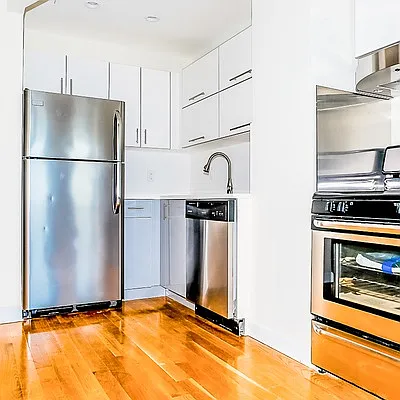 Rented by Urban Realty NYC | media 1