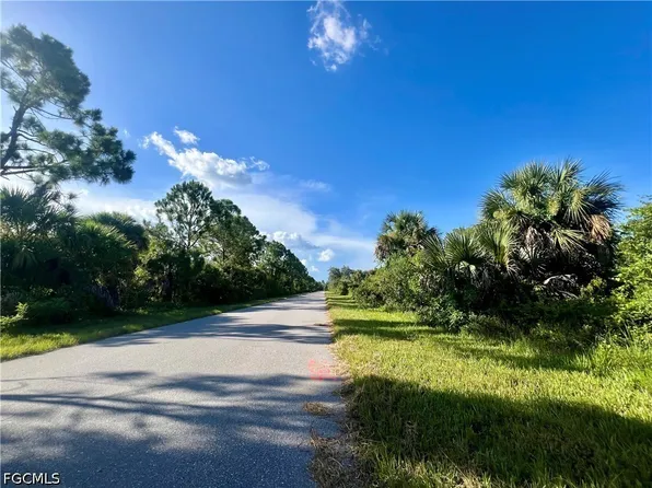 2144 Lingayen St, Port Charlotte, FL 33953
