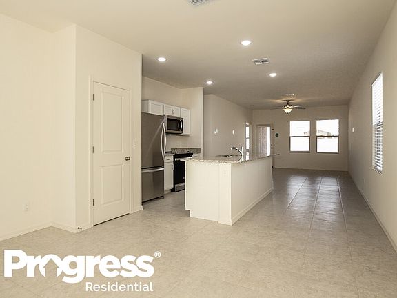 5th image of 35298 W San Capistrano Ave