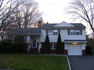 38 Kershner Pl #1X, Fair Lawn, NJ 07410