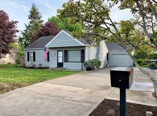 207 McKenzie Ave SE, Yelm, WA 98597