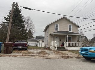 311 W 14th St, Auburn, IN 46706