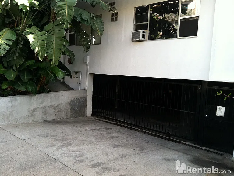 7512 Fountain Ave — Photo 7