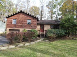 2432 Carribean Rd, Du Bois, PA 15801