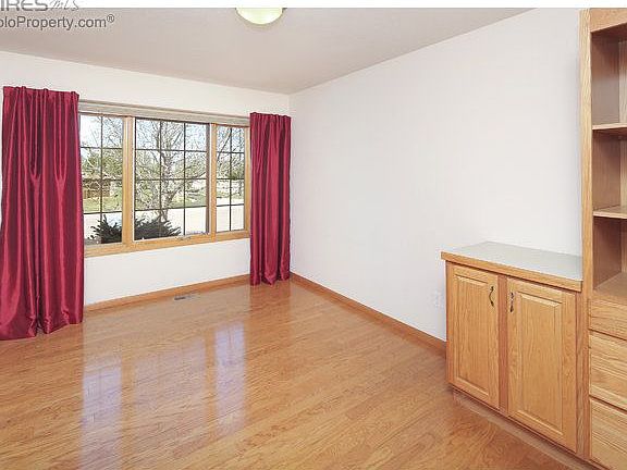 5th image of 4703 Parachute Cir