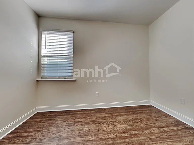 403 Ronter Ct — Photo 17