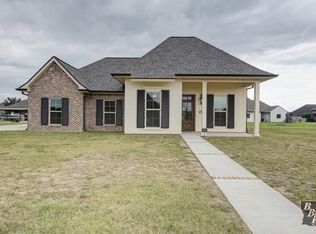 164 Waterford Dr, Thibodaux, LA 70301