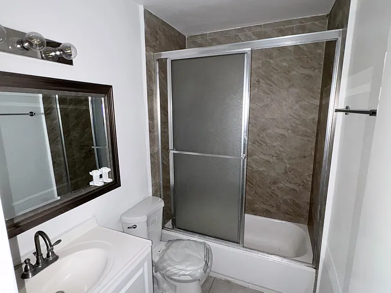 6623 Woodley Ave #6 — Photo 19