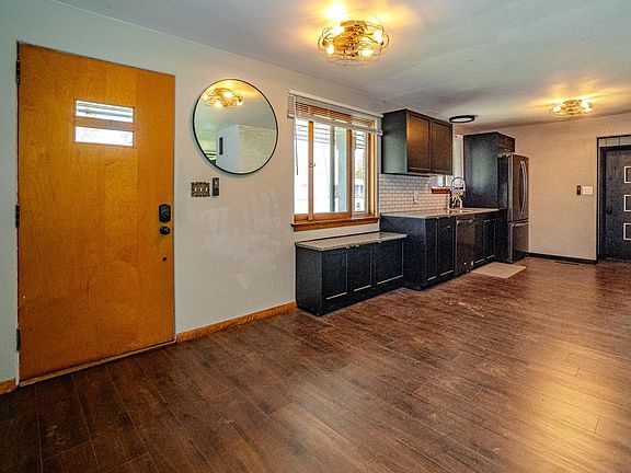 3rd image of 103 W Michigan Ave