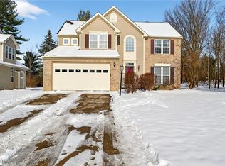 6240 Sparrowhawk Way, Bedford, OH 44146