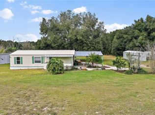 15001 SE 180th St, Weirsdale, FL 32195