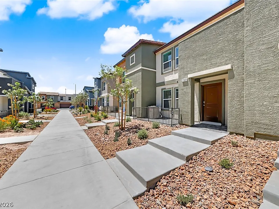 7368 Joanna Brook St