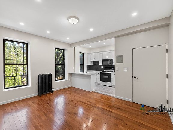4th image of 601 Putnam Ave #2