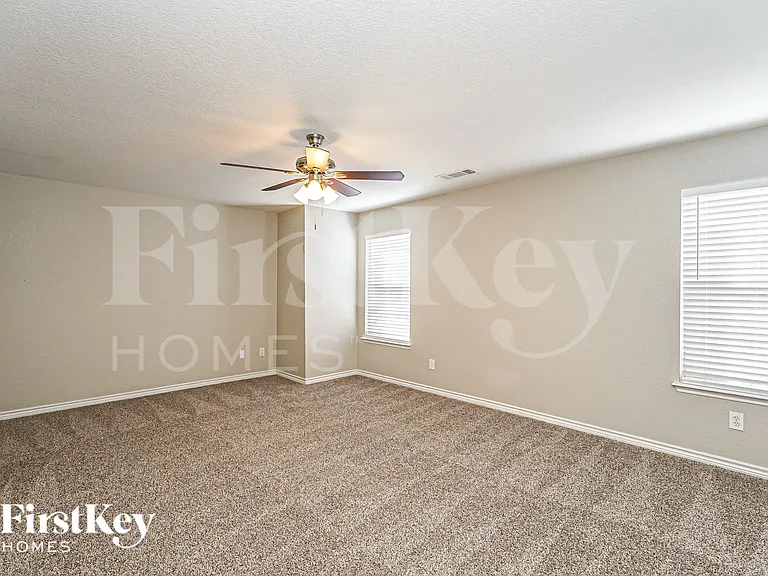 3905 Mantis St — Photo 14