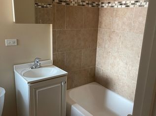 1903 W Granville Ave #3, Chicago, IL 60660