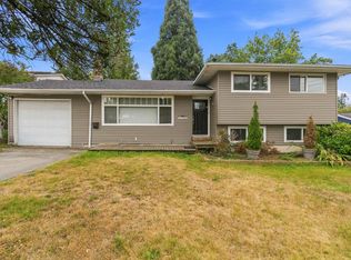 11530 95a Ave, Delta, BC V4C3V5