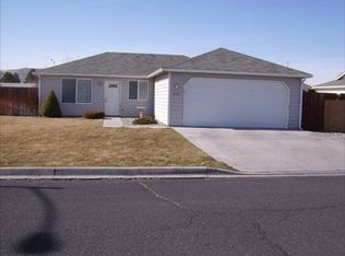 231 Ivy St SE, Ephrata, WA 98823