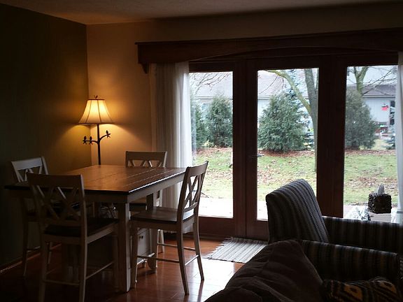 3rd image of 541 Groveland Dr