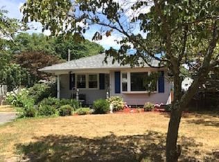 37 Terapin St, Mastic, NY 11950