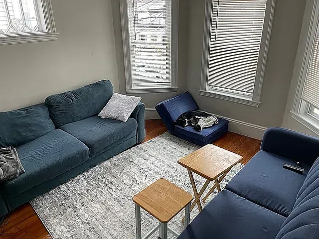 83 Newbury St — Photo 3