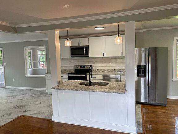 5th image of 508 Timothy Dr