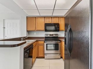 752 Executive Center Dr #11-11-11, West Palm Beach, FL 33401