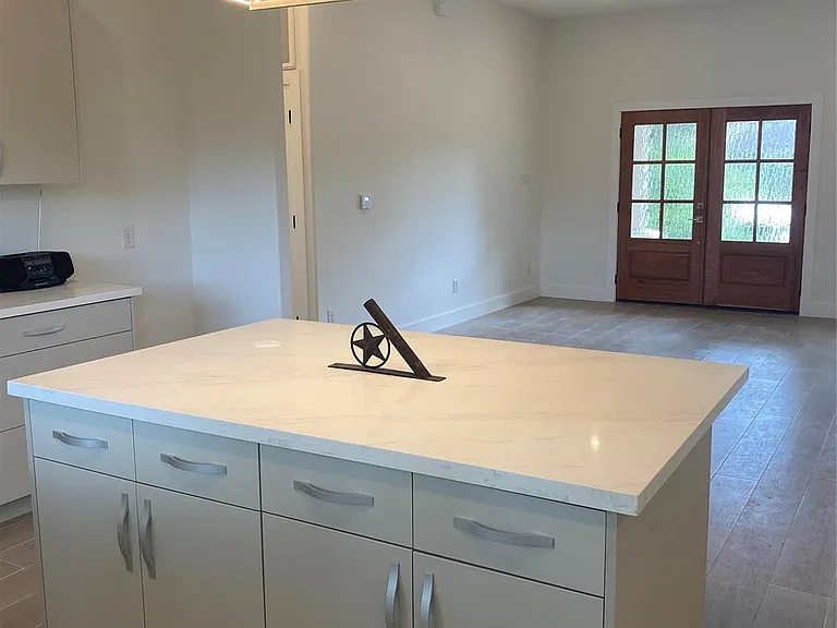 8502 Alcott Dr — Photo 4