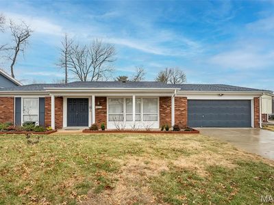 4852 Danebury Dr, Saint Louis, MO, 63128