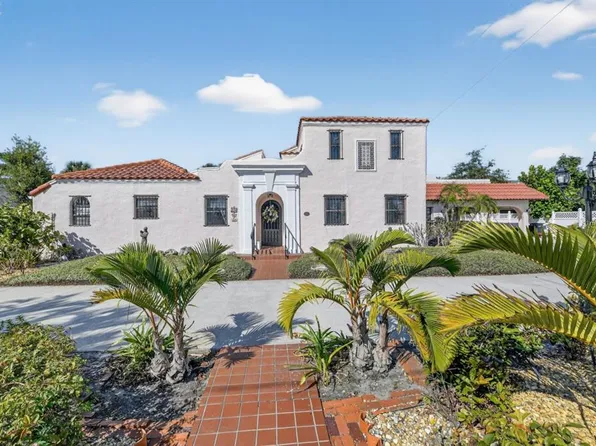 328 Sorrento St, Venice, FL 34285