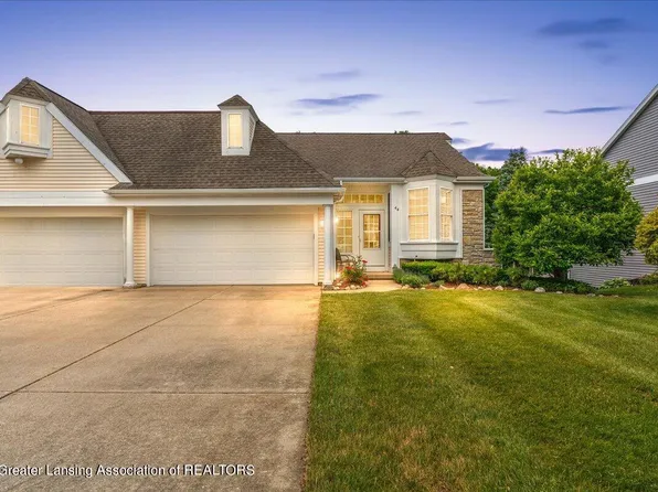 44 Harrogate Dr, Mason, MI 48854