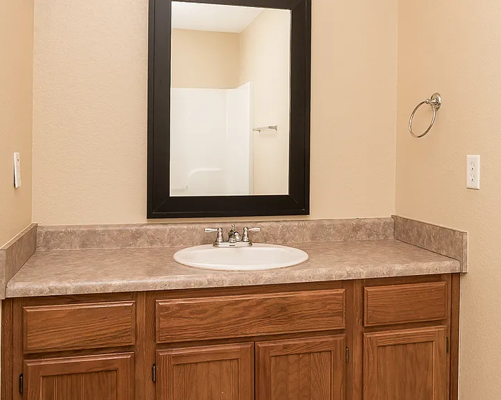 4040 Glenstone Ter — Photo 14