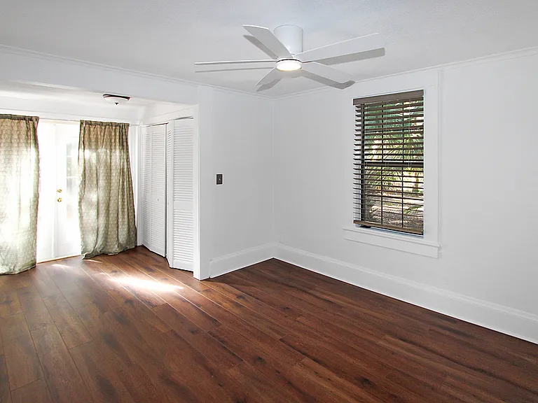 289 W Lakeview Ave — Photo 30