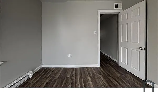 1 bed, $900 — Photo 3