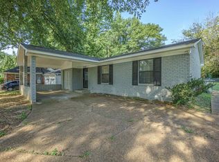 3235 Debby St, Memphis, TN 38127