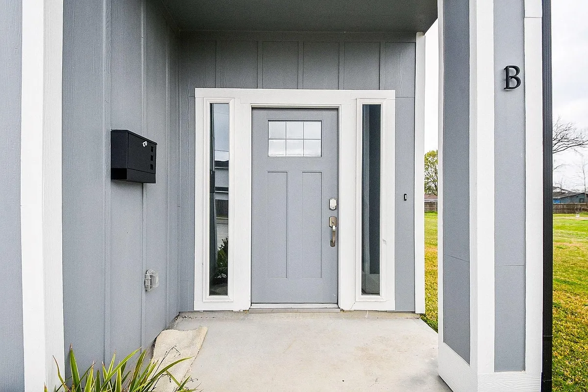 Building Photo - 4401 Alvin St #A