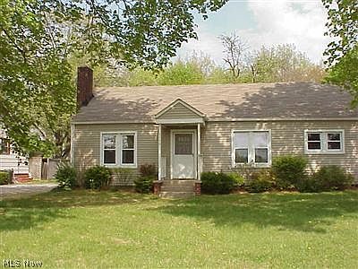 1st image of 4148 Mahoning Ave NW