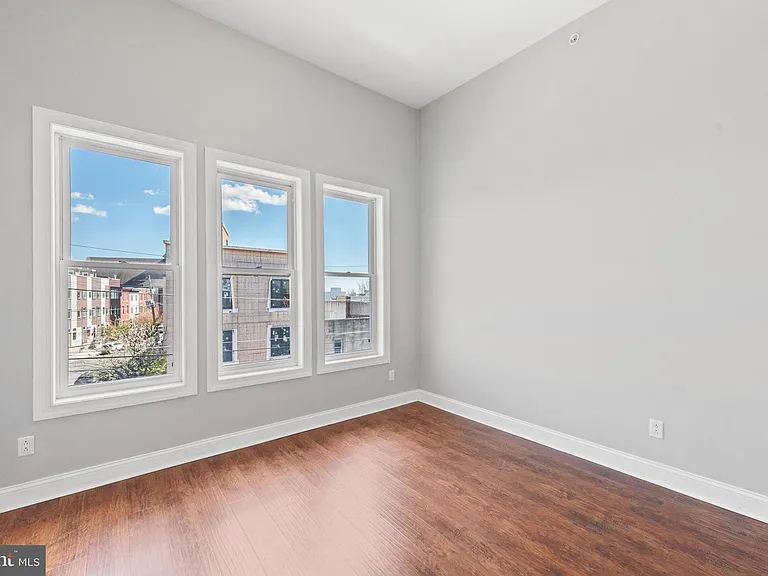 2478 Frankford Ave #2 — Photo 8