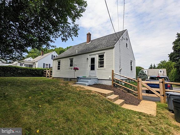 3rd image of 2844 Elm Ct #2844