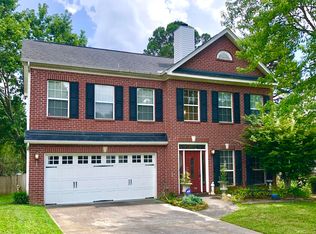 8148 Faircrest Ln, Knoxville, TN 37919