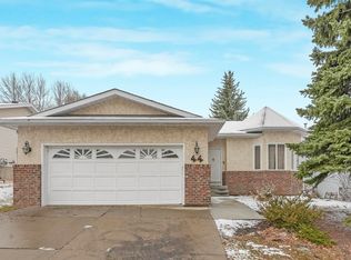 44 Lennox Dr, Saint Albert, AB T8N 4L4