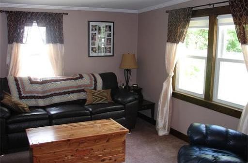 5th image of 70 Doris Dr