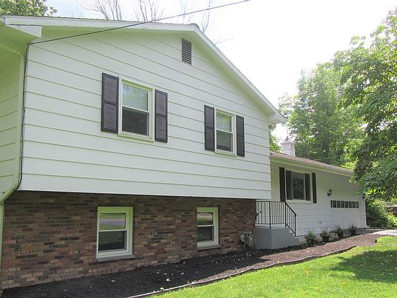 4th image of 26 Churchill Pl